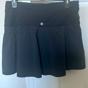 Lululemon Athletica Skort. Black. Size 8.